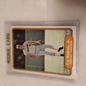 Cal Ripkin Jr. Rookie card.